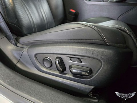 Lexus Es 2.5 300h Takumi E-CVT Euro 6 (s/s) 4dr 39