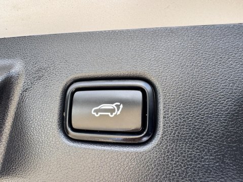 Hyundai TUCSON 1.6 T-GDi Ultimate Euro 6 (s/s) 5dr 49