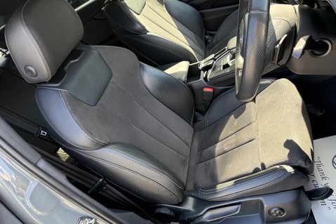 Audi A4 TFSI BLACK EDITION MHEV- APPLE CAR PLAY - REVERSE CAMERA 30