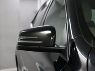 Mercedes-Benz GLA GLA 200 SE 33