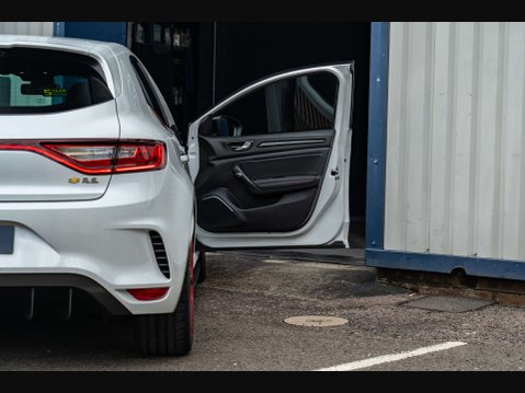 Renault Megane 1.8 Megane RS Trophy-R TCe 5dr 9