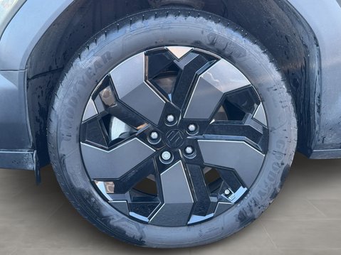 Suzuki e Vitara 135kW Ultra ALLGRIP-e 61kWh 5dr Auto 13
