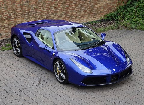 Ferrari 488 Spider 2
