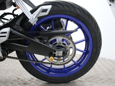 Yamaha R125 YZF 125-A 30