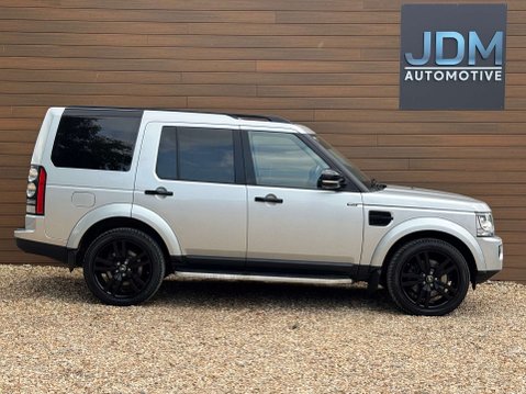 Land Rover Discovery 3.0 Discovery SE Tech SDV6 Auto 4WD 5dr 3