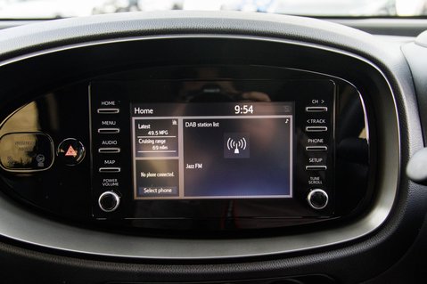 Toyota Aygo X VVT-I PURE 15