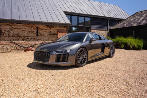 Audi R8 5.2 FSI V10 Plus S Tronic quattro Euro 6 (s/s) 2dr 15
