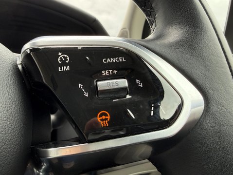 Jaguar I-Pace 400 90kWh Black SUV 5dr Electric Auto 4WD (400 ps) 37