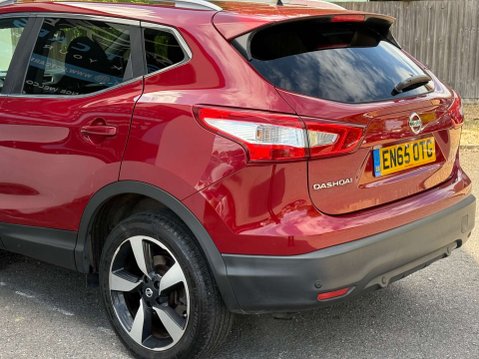 Nissan Qashqai 1.2 DIG-T N-Connecta SUV 5dr Petrol Manual 2WD Euro 6 (s/s) (115 ps) 29