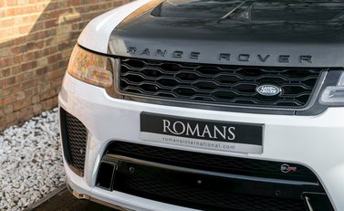 Land Rover Range Rover Sport 5.0 SVR 24
