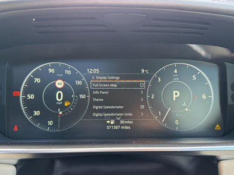 Land Rover Range Rover Sport 3.0 SD V6 Autobiography Dynamic Auto 4WD Euro 6 (s/s) 5dr 37