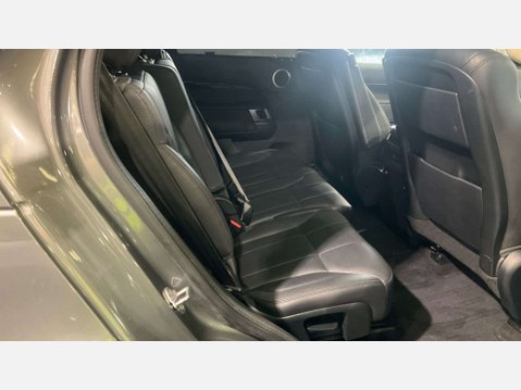 Land Rover Discovery 3.0 Discovery Anniversary Edition SDV6 Auto 4WD 5dr 9
