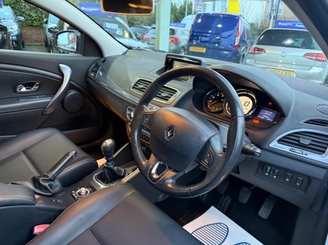 Renault Megane 1.5 dCi ENERGY Dynamique TomTom Euro 5 (s/s) 3dr 15
