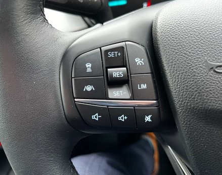 Ford Focus 1.5 Focus Titanium Auto 5dr 61