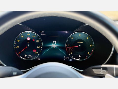 Mercedes-Benz C Class 2.0 C 220 AMG Line Night Edition Premium+ D Auto 2dr 33