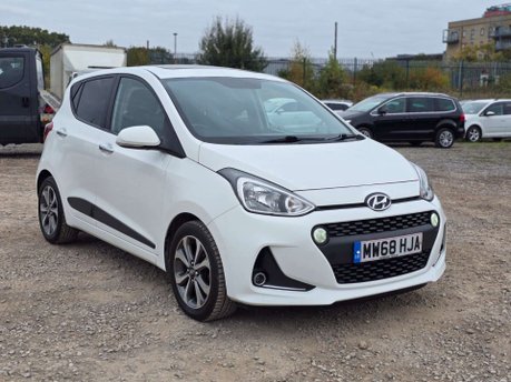 Hyundai i10 1.2 Premium SE Hatchback 5dr Petrol Auto Euro 6 (87 ps) 26