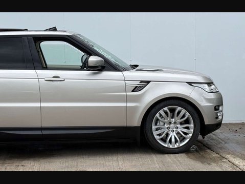 Land Rover Range Rover Sport 3.0 Range Rover Sport HSE SDV6 Auto 4WD 5dr 3