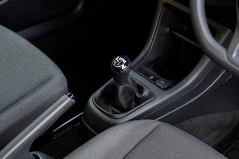 Volkswagen Up BASE 20