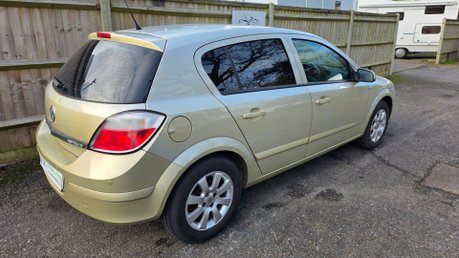 Vauxhall Astra CLUB 1.6 16V TWINPORT 4