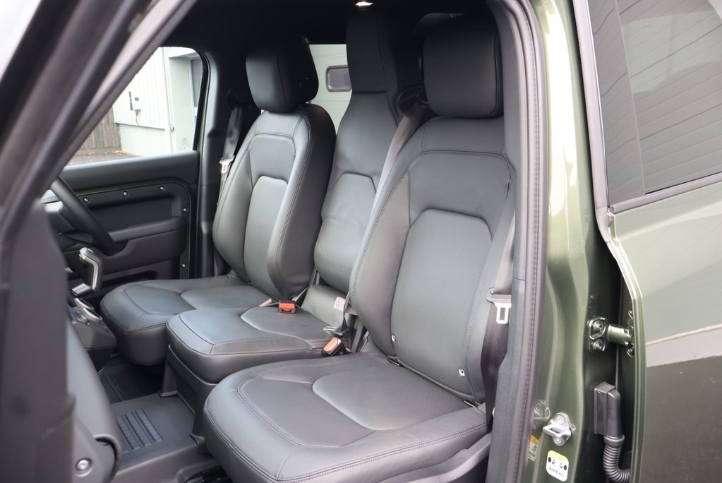 Land Rover Defender 110 BRAND NEW D350 HARD TOP X-DYNAMIC HSE STYLED BY SEEKER WITH REAR SEATS 21