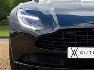 Aston Martin DB11 V8 15