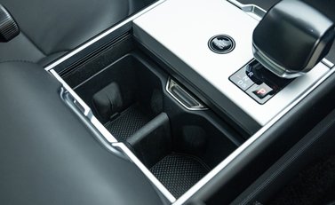 Land Rover Range Rover P615 SV 36