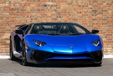 Lamborghini Aventador SV LP750-4 Roadster