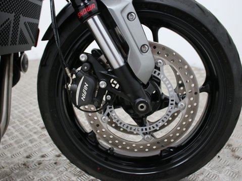 Triumph Trident TRIDENT 660 25