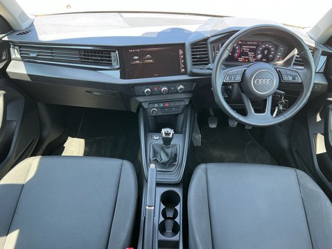 Audi A1 SPORTBACK TFSI TECHNIK 10