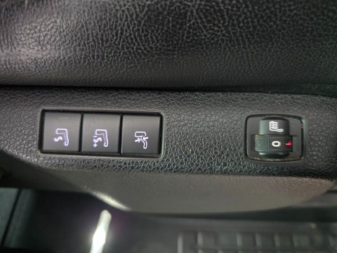 Peugeot Traveller 2.0 BlueHDi Allure Standard MPV MWB Euro 6 (s/s) 5dr (SNav) 42