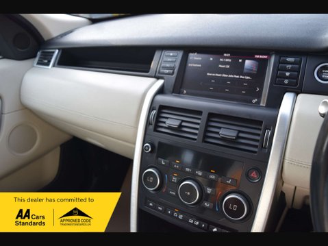 Land Rover Discovery Sport 2.0 Discovery Sport Luxury HSE TD4 Auto 4WD 5dr 56