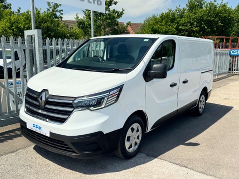 Renault Trafic 2.0 dCi Blue SL30 Advance Panel Van 5dr Diesel Manual L1 H1 Euro 6 (s/s) (1 38