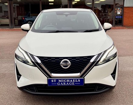 Nissan Qashqai 1.3 Qashqai Acenta Premium DiG-T MHEV CVT 5dr 5