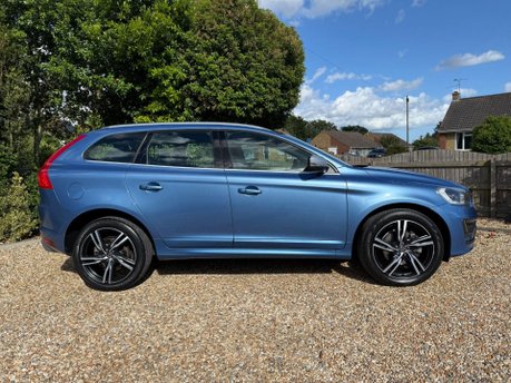 Volvo XC60 2.0 D4 R-Design Lux Nav Auto Euro 6 (s/s) 5dr 4