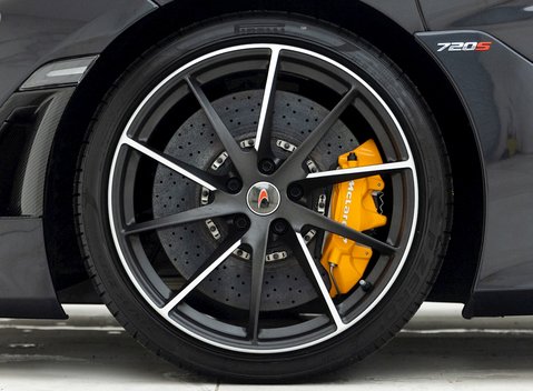 McLaren 720S Performance 10