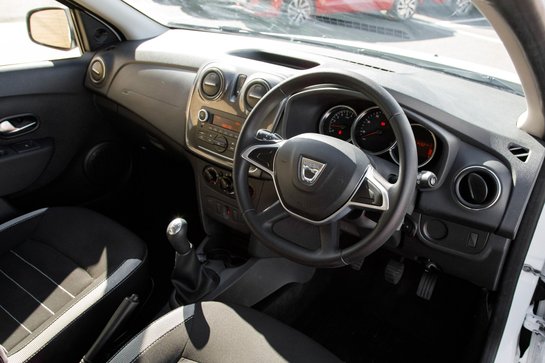 Dacia Sandero Stepway ESSENTIAL SCE
