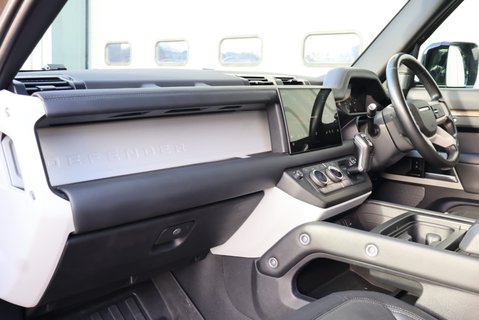 Land Rover Defender 110 D300 HARD TOP COMMERCIAL  X-DYNAMIC HSE GENUINE REAR SEATS  SEEKER STYLED 16