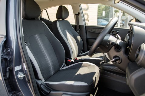 Hyundai i10 ADVANCE 28