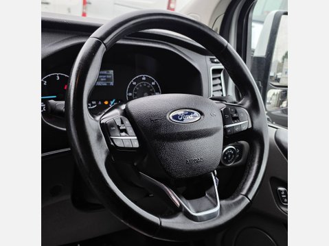 Ford Transit Custom LIMITED 300 L1 H1 2.0 TDCI 130ps EU6 SWB 9