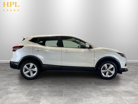 Nissan Qashqai 1.3 DIG-T Acenta Premium SUV 5dr Petrol Manual Euro 6 (s/s) (160 ps) 8