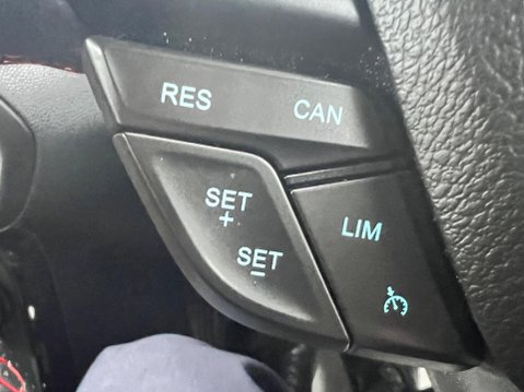 Ford Ecosport 1.0T EcoBoost ST-Line Euro 6 (s/s) 5dr 18