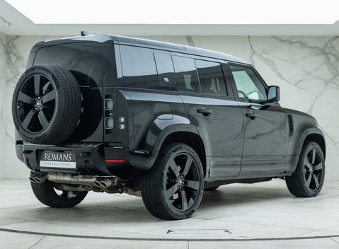 Land Rover Defender 110 V8 P525 3
