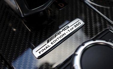 Mercedes-Benz SLS AMG GT Final Edition 24