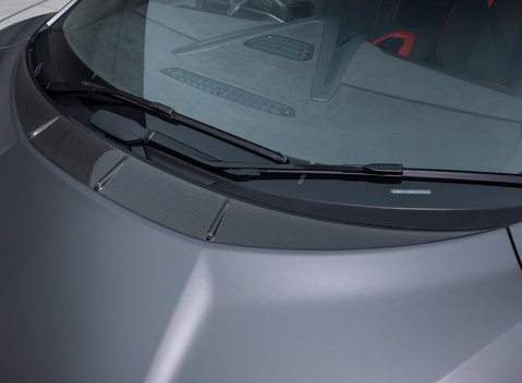 Lamborghini Revuelto 34