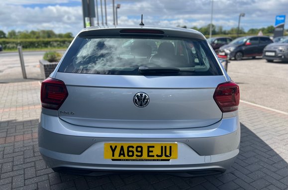 Volkswagen Polo SE TSI DSG AUTOMATIC 5 DOOR 8