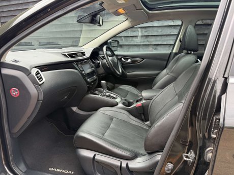 Nissan Qashqai 1.6 Qashqai Tekna dCi CVT 5dr 31