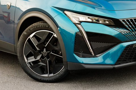 Peugeot 408 PURETECH S/S GT 11