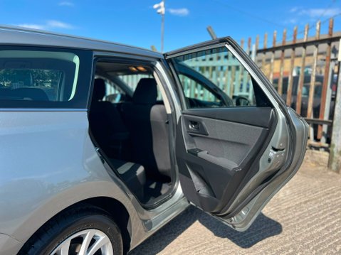 Toyota Auris VVT-I ICON TECH TOURING SPORTS 55