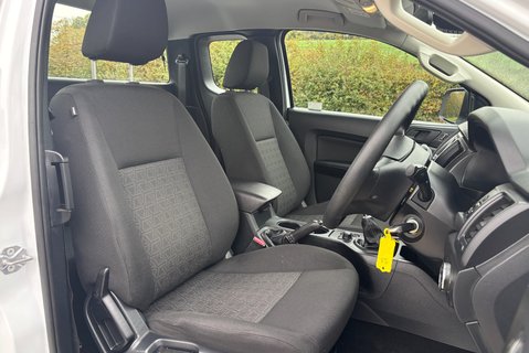 Ford Ranger XL 170 ps Super Cab 4x4 Pickup - Tonneau Cover - Air Con 4