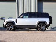 Land Rover Defender 110 HARD TOP SE MHEV with upgraded wheels £9500 REAR SEAT CONVERSION FITTED 4